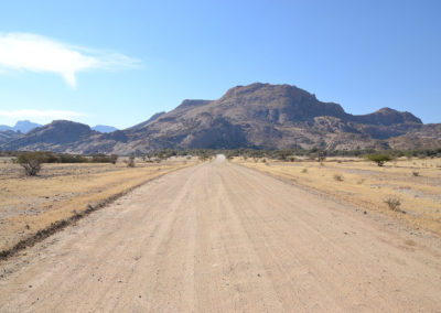 trada Erongo Spitzkoppe - Diario di viaggio in Namibia
