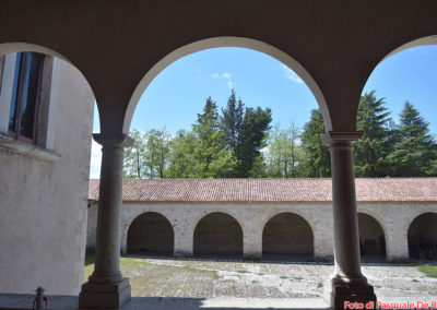 La corte della spezieria alla Certosa di San Lorenzo a Padula