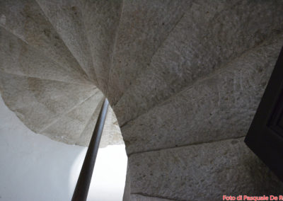 Scala a chiocciola senza sostegno centrale alla Certosa di San Lorenzo a Padula