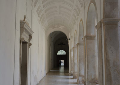 Porta di una cella dei certosini della Certosa di San Lorenzo a Padula