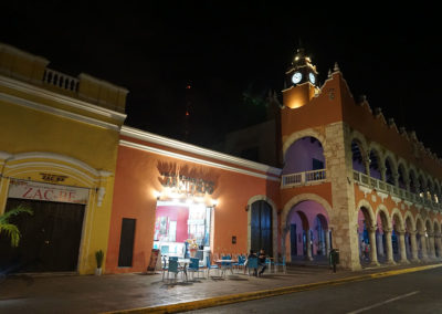 Centro-storico-Merida-di-notte - Diario di viaggio in Messico