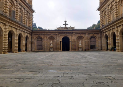 Il-cortile-interno-di-Palazzo-Pitti
