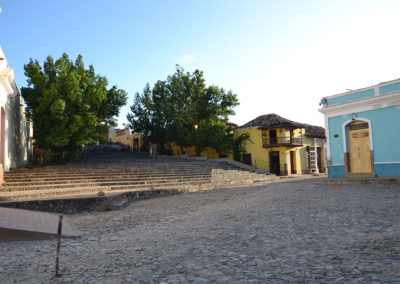 Calle Cristo, da destra scalinata Casa de la Musica, Restaurante Los Cospiradores, Restaurante Esquerra, Trinidad - Diario di viaggio a Cuba