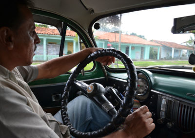 StradasVinalesdall'interno di una Chevrolet anni '50 - Diario di viaggio a Cuba