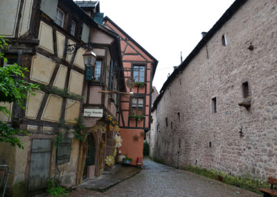 -Rue des Casernes, Riquewirh - Diario di viaggio in Alsazia