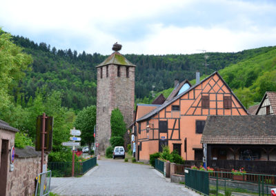 Ancien Lavoir (torrre) e Rue du College, Kaysersberg - Diario di viaggio in Alsazia