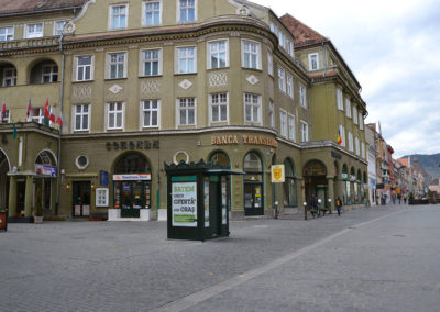 Strada Repiblicii con Hotel Coroana, Brasov - Diario di viaggio in Transilvania - Romania