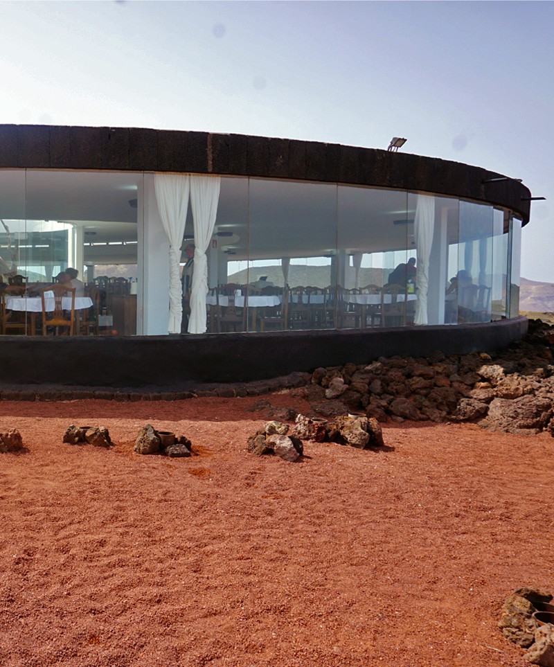 Restaurante-El-Diablo,-Parque-National-Timanfaya,-Lanzarote