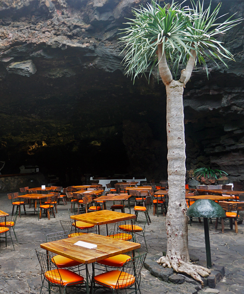 ameos-Chico-(ingresso-ristorante)-Jameos-del-Agua,-Lanzarote
