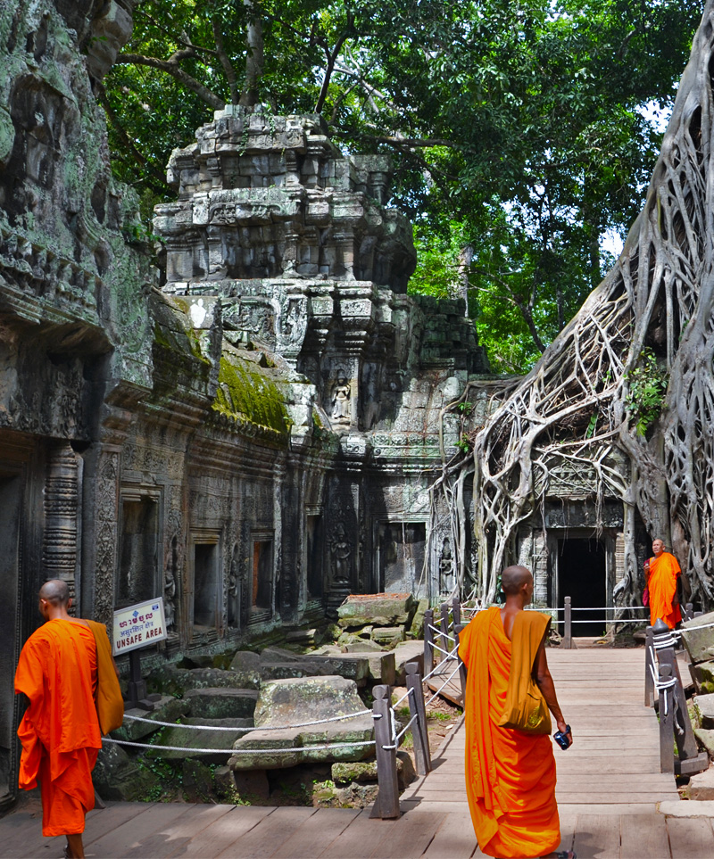 monaci-cambogiani-a-Ta-Prohm,-Siem-Reap