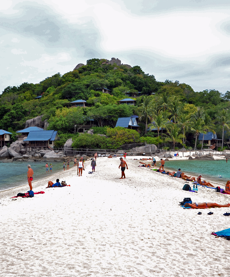 Nangyuan-Island-Beach-e-Resort