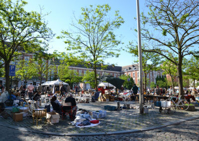 Place du Jeu de Ball,-Bruxelles