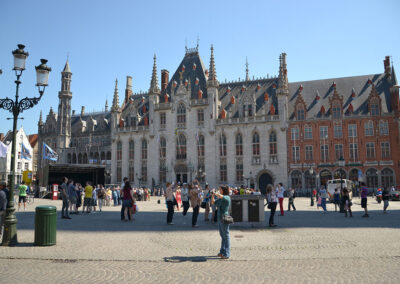 Corte Provinciale (Provinciaal-Hof), lato orientale, Grote Markt, -Bruges