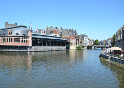 Vleeshuistragel sul fiume Lys,-Gent