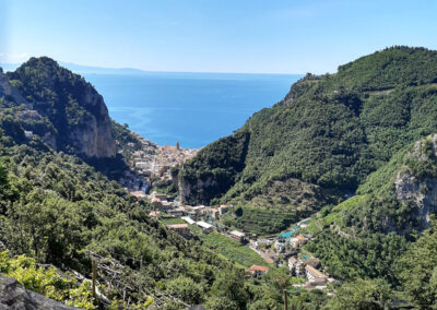 Panorama all'inizio del sentiero per la Valle delle Ferriere