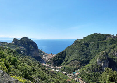 Panorama all'inizio del sentiero per la Valle delle Ferriere
