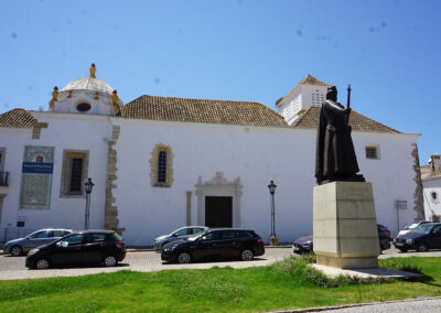 Praca do Afonso III°, Faro