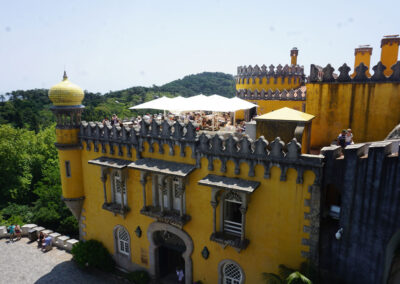 Ristorante con terrazza al Palacio Nacional de la Pena, Sintra