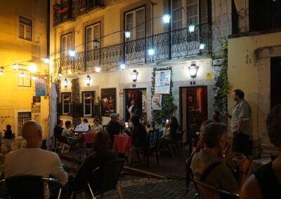 Fado a Ristorante a Baiuca, Largo de Sao Miguel, Alfama, Lisbona