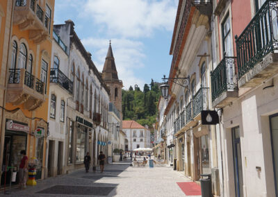 R. Serpa Pinto, Tomar