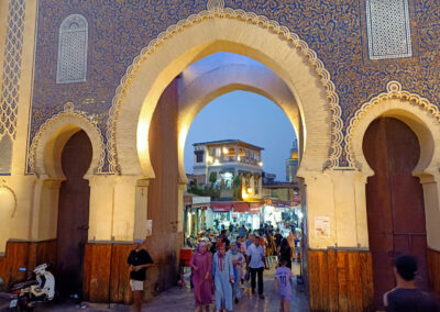 Bab Boujloud di notte, Fes